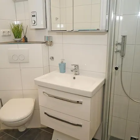 Mit Neuer Kueche U Bad - W-lan 아파트 *